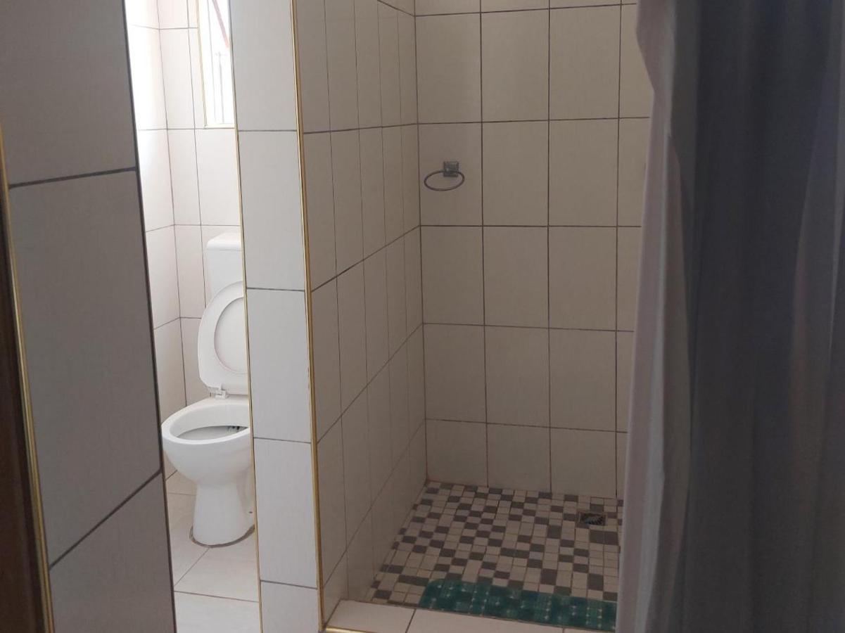 Opuwo P Wake Guesthouse الغرفة الصورة